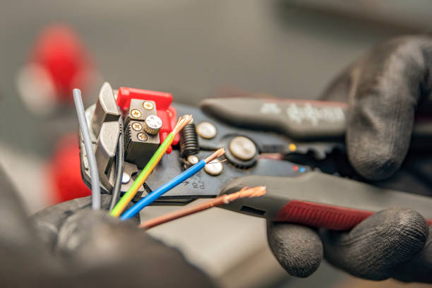 Best Circuit Breaker Repair  in Leesport, PA